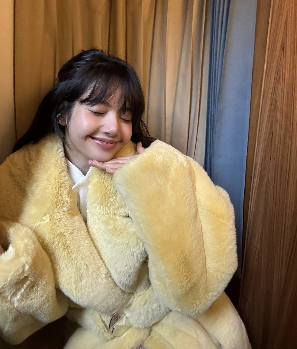lmonart_'s tweet photo. Ma belle 😍

#LISA https://t.co/TohiS8F0zD