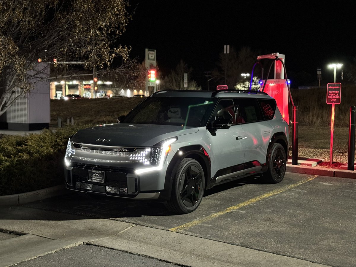 Look who made it back to the charger after driving at 0% for which felt like an eternity Full video coming soon - got everything out of this one!!