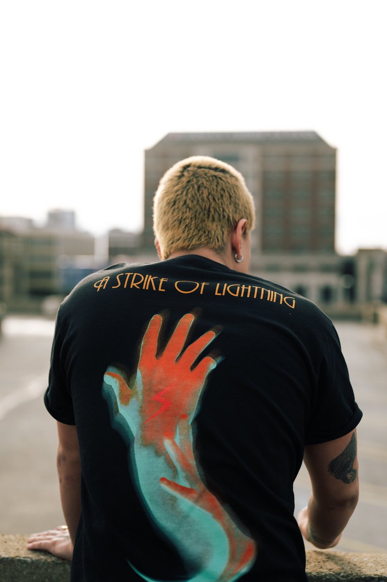 Kevin in the new tee! ⚡️