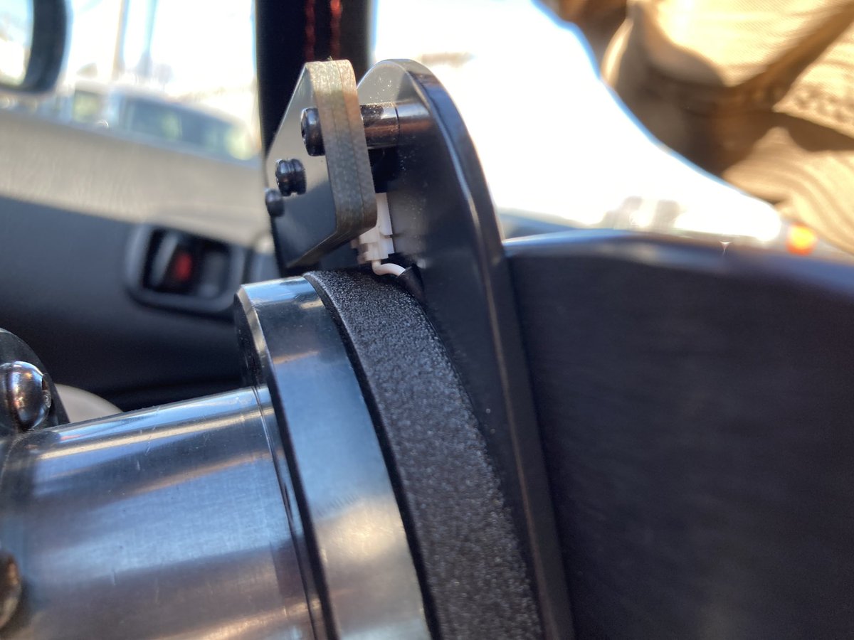 takechi035's tweet image. EK9シビックにクルコンつけた！
シグマテックさんのスイッチを使わせてもらい、プレートは中華CNCフライスで自作。
LINKにアナログ入力して動作オッケー😙

#SIGMATEC 
@sigg_021