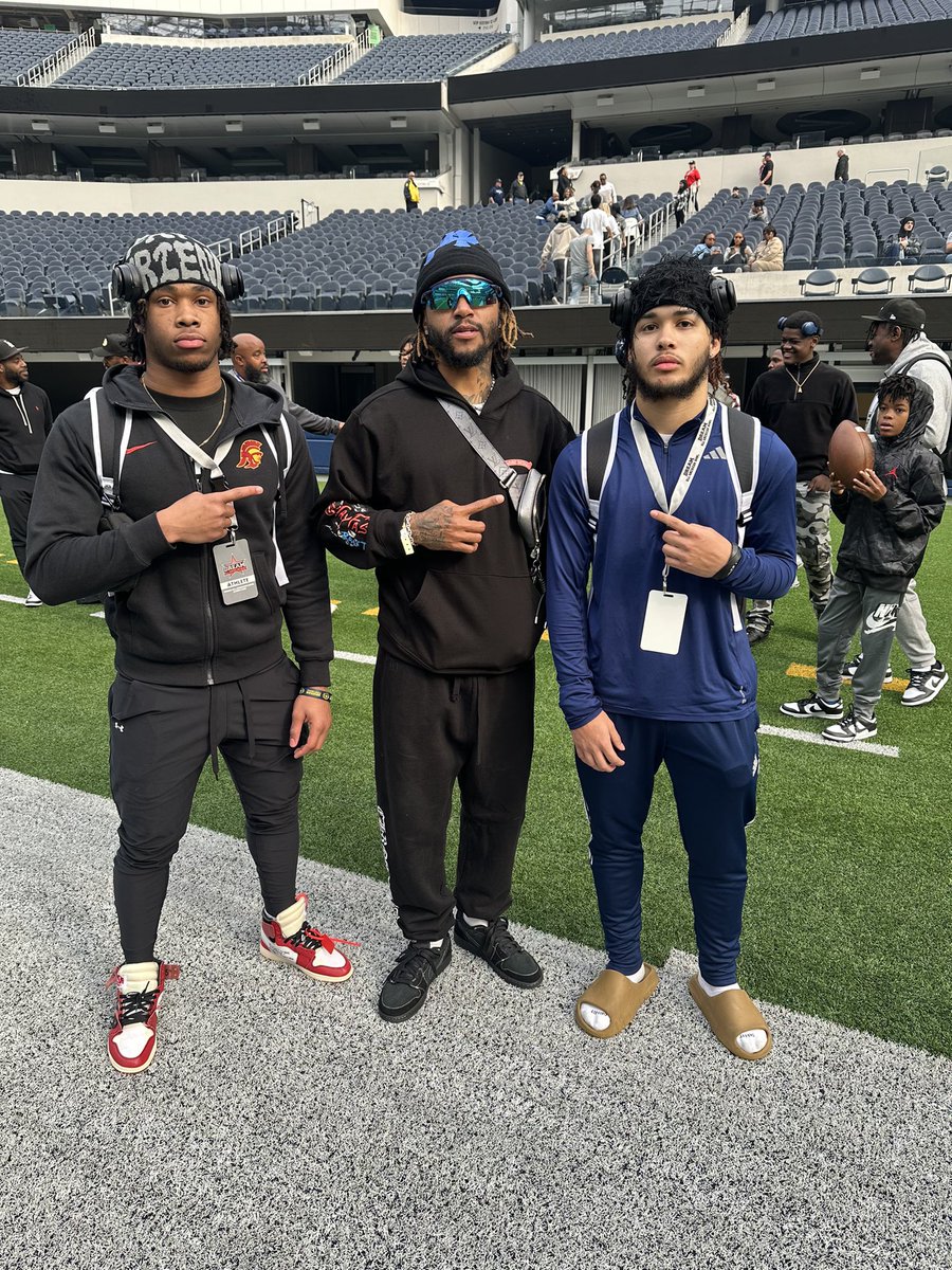 donaiz barker 🥇 tweet media