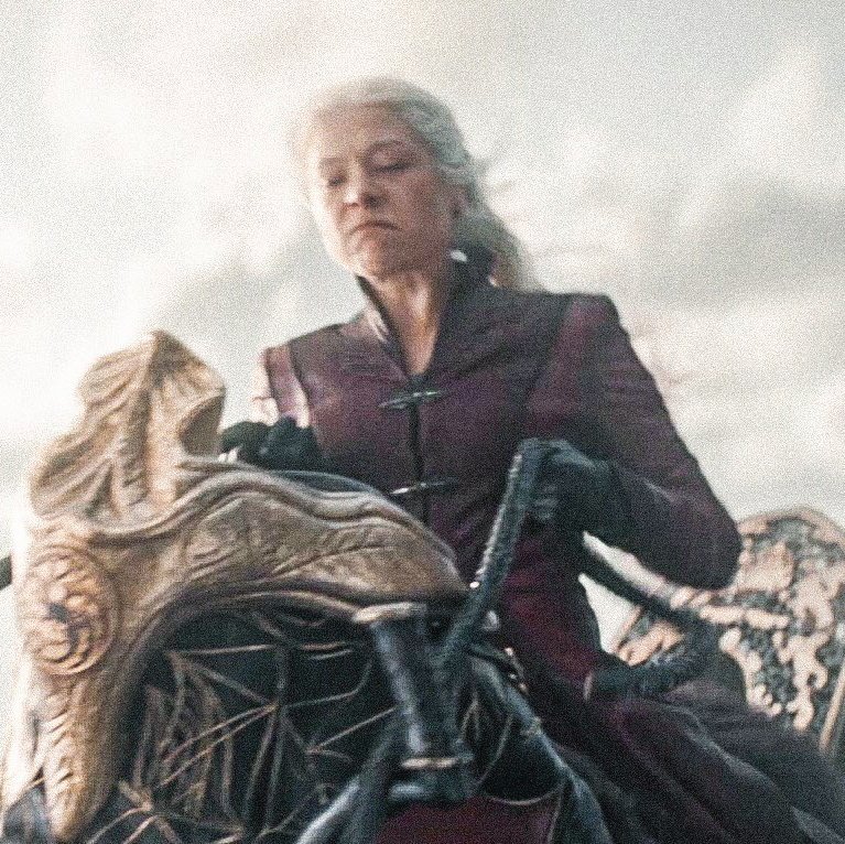 “Um filho por um filho.”

Título do primeiro episódio da 2ªT de HotD. Vão chegar barbarizando.