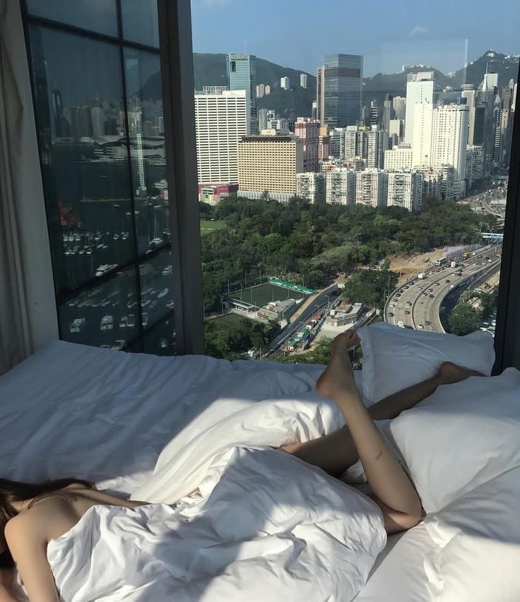 ㅤ

Selamat Pagi dari Marania yang mageran.

ㅤ