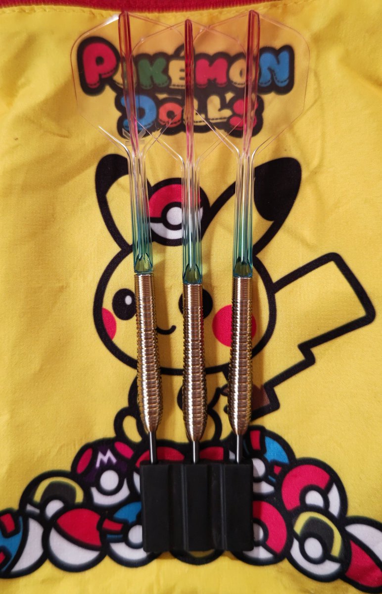 赤松大輔・野毛駿平のダーツっぽいツイッターアカウント (@NOGEMATSU