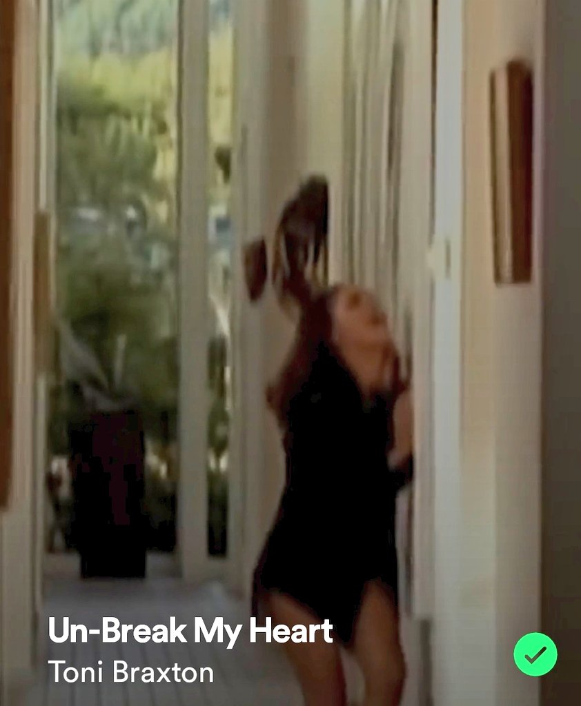 Sally98485636's tweet image. How im embracing the end of the year 

And to be "CLEAR/TRUE" 

Only some us "QUEENS" #QWEEN  GET IT!