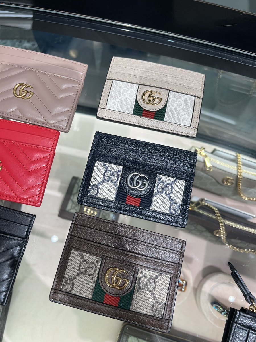 ramraung's tweet photo. Gucci Card holder &amp; Wallet new จาก Shop full set ✨ ราคา 9,990฿ รอของ 2อาทิตค่ะ จัดส่งฟรี #พรีออเดอร์มาเลเซีย #รับหิ้วกระเป๋าแบรนด์เนม #guccithailnd #gucci #หิ้วแบรนด์เนม #lisa #เบียร์เดอะวอยซ์ https://t.co/HD8iL5TERN
