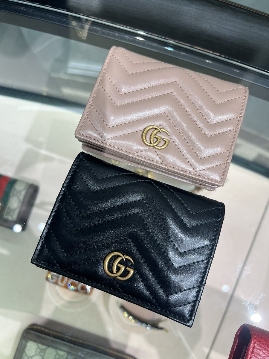 ramraung's tweet photo. Gucci Card holder &amp; Wallet new จาก Shop full set ✨ ราคา 9,990฿ รอของ 2อาทิตค่ะ จัดส่งฟรี #พรีออเดอร์มาเลเซีย #รับหิ้วกระเป๋าแบรนด์เนม #guccithailnd #gucci #หิ้วแบรนด์เนม #lisa #เบียร์เดอะวอยซ์ https://t.co/HD8iL5TERN