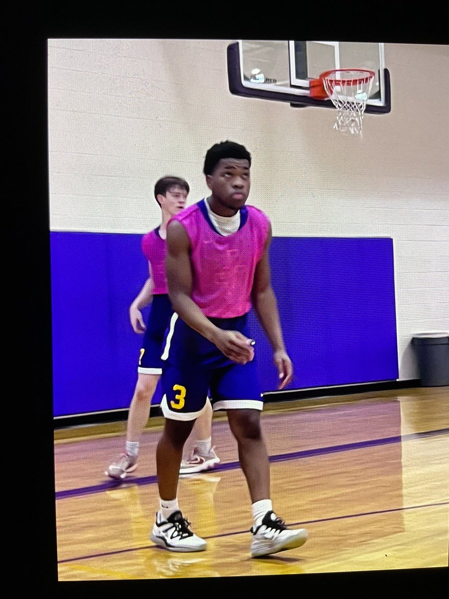 HoopsJV's tweet photo. “WISE GUY!” 
-Tre Wise (call sign Wise Guy and returning All-District Guard) of the Fighting Falcons Hoop Squadron has clinched 2 wins this season for the ‘Fly Guys’ with clutch FT shooting to ice the game #IceTre https://t.co/5Jw05w4lD4