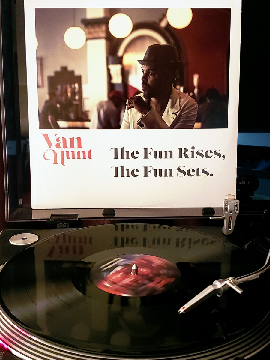 Kiandesworld72's tweet photo. This is one of my favorite albums from Van Hunt. I was so excited to come across a reasonably priced vinyl copy @ Amoeba.

Mood 🎧
Artist: Van Hunt 
Album: The Fun Rises, The Fun Sets 
Released: 2015
Label: Thirty Tigers/Godless Hotspot 
#Mood 
#VanHunt 
#TheFunRisesTheFunSets https://t.co/9y8o44wEBc