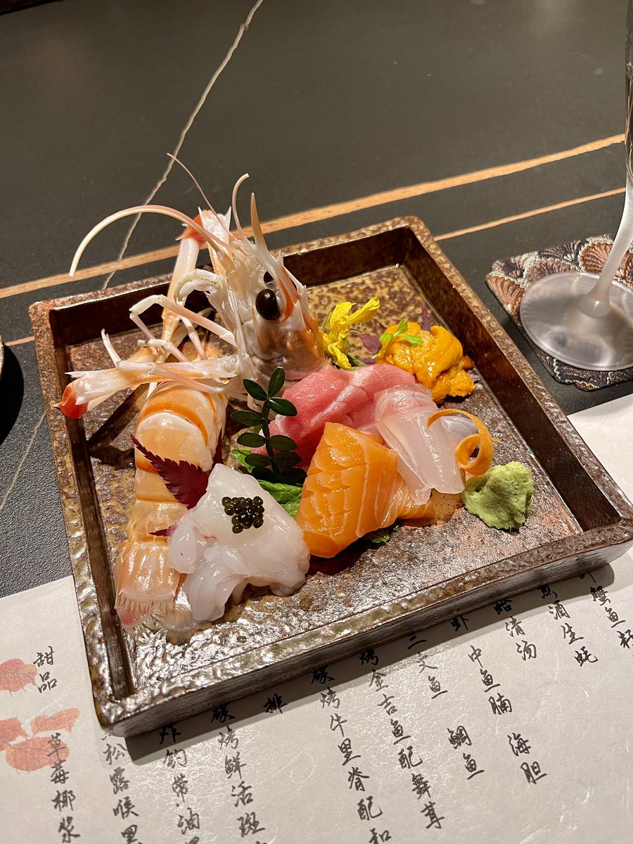 have25737's tweet photo. 念念惜惜携携，稳稳润润年年

#friends #omakase https://t.co/Sv7gqgaDdi