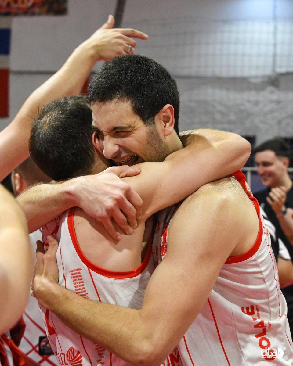 🫂 𝐀𝐛𝐫𝐚𝐳𝐨𝐬 de 𝐚𝐬𝐜𝐞𝐧𝐬𝐨 🔝 

#DTA