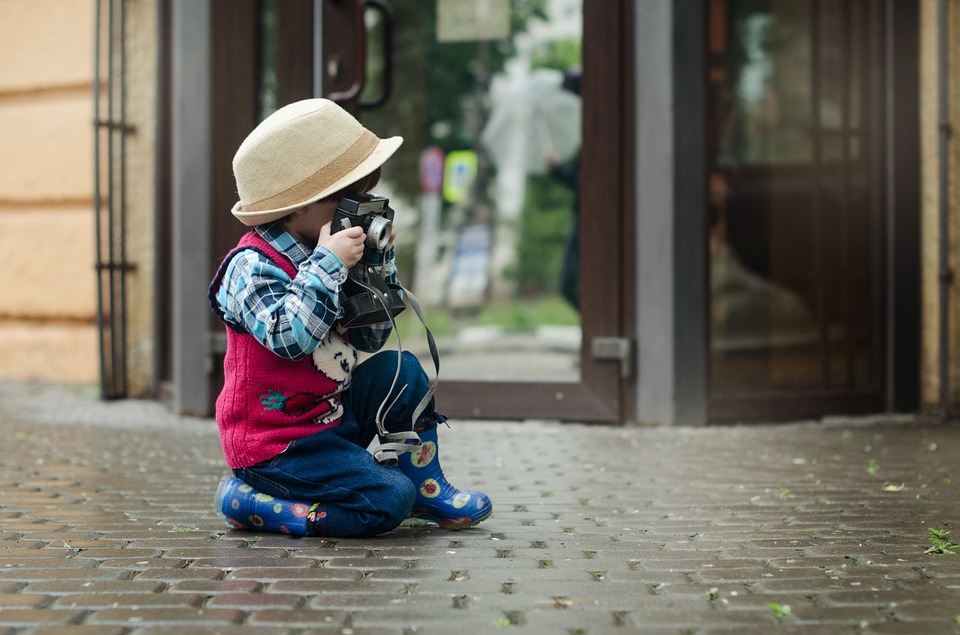 ycedchris's tweet photo. Soyez fiers des petits accomplissements des #enfants, car dans chaque pas timide, dans chaque rire sincère, se trouvent les graines de futures grandes réalisations. #Encouragez leurs rêves, célébrez leurs succès modestes, car dans chaque instant, l'avenir se façonne. https://t.co/h81dcyFopi