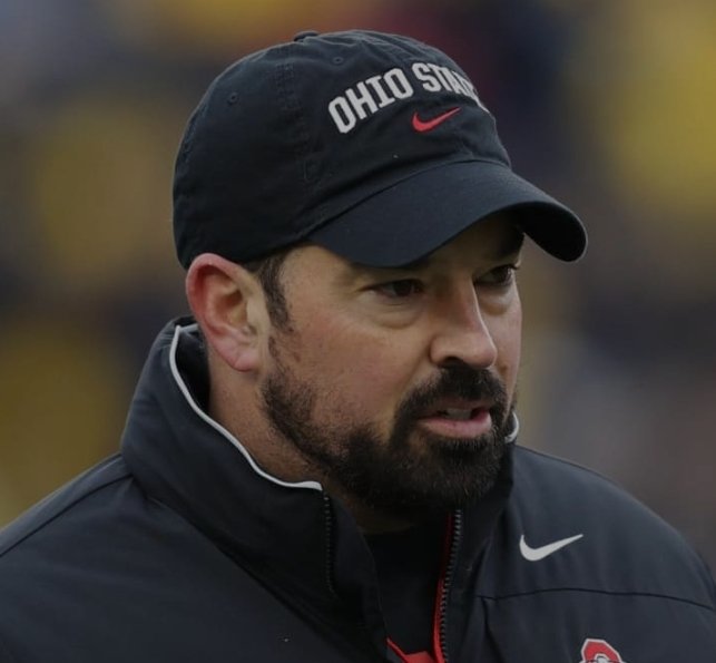 VRKyle's tweet image. Ryan Day dyes his beard. And if you do that as a man....that's just weird.