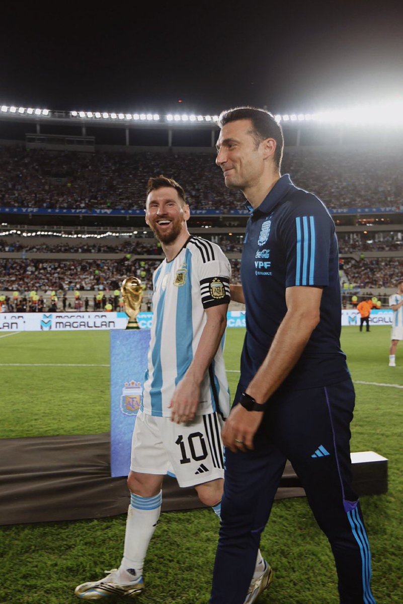WeAreMessi's tweet photo. Lionel Scaloni will coach Argentina at the 2024 Copa America tournament! https://t.co/2hMkUk7KxL