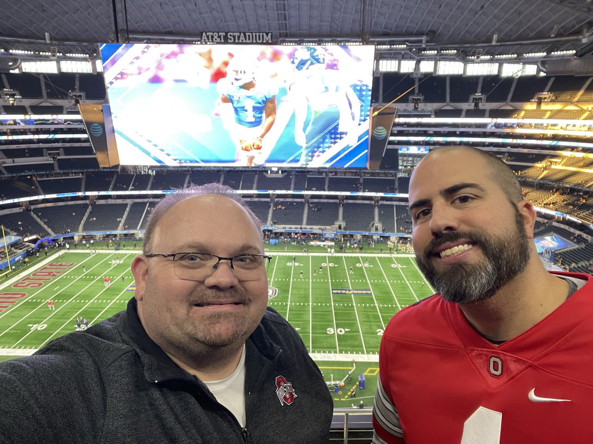 mattmccann95's tweet photo. #LikeNoOther #GoBucks #GoodyearCottonBowl https://t.co/EGfrcn8x5l