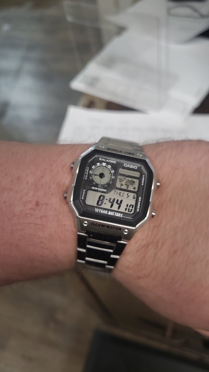 LinamJonathan's tweet image. Yes, I most definitely bought this to feel like James Bond in Octopussy and Venom Snake in Metal Gear Solid: V
#Bondvibes
#MetalGearSolid
#Octopussy