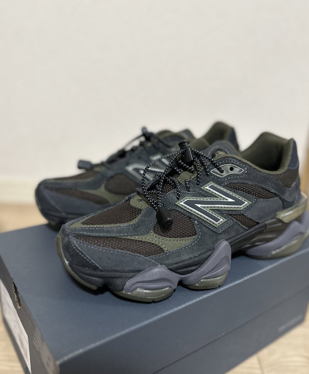 newbalance todayful スニーカーMT10OAB 吉田怜香 2023年最後のお買い物👟🛍 Todayfulのディレクター吉田怜香さん買い