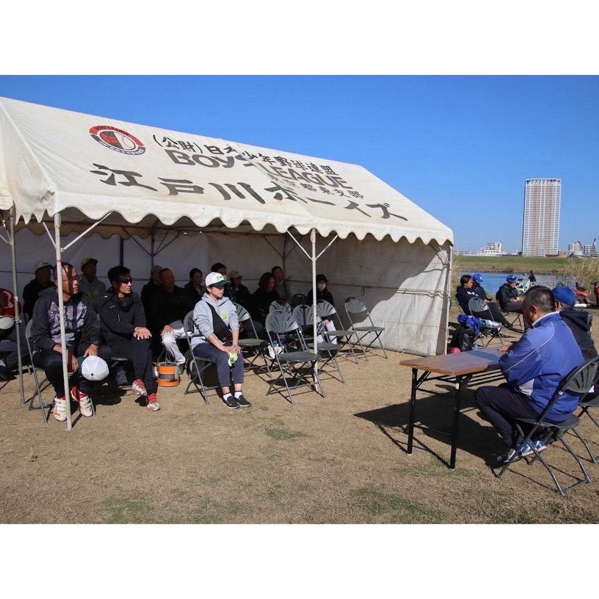 edgawaboys's tweet photo. 皆様、こんにちは！
12月10日、江戸川ボーイズグランドにて
小学校6年生を対象とした練習体験会が行われました⚾️
今回も沢山の選手が参加してくれました🙇🏻‍♀️✨
私も久しぶりにノックなど練習会の
お手伝いをさせて頂きました🙌🏻 https://t.co/Rng0n8ae7h