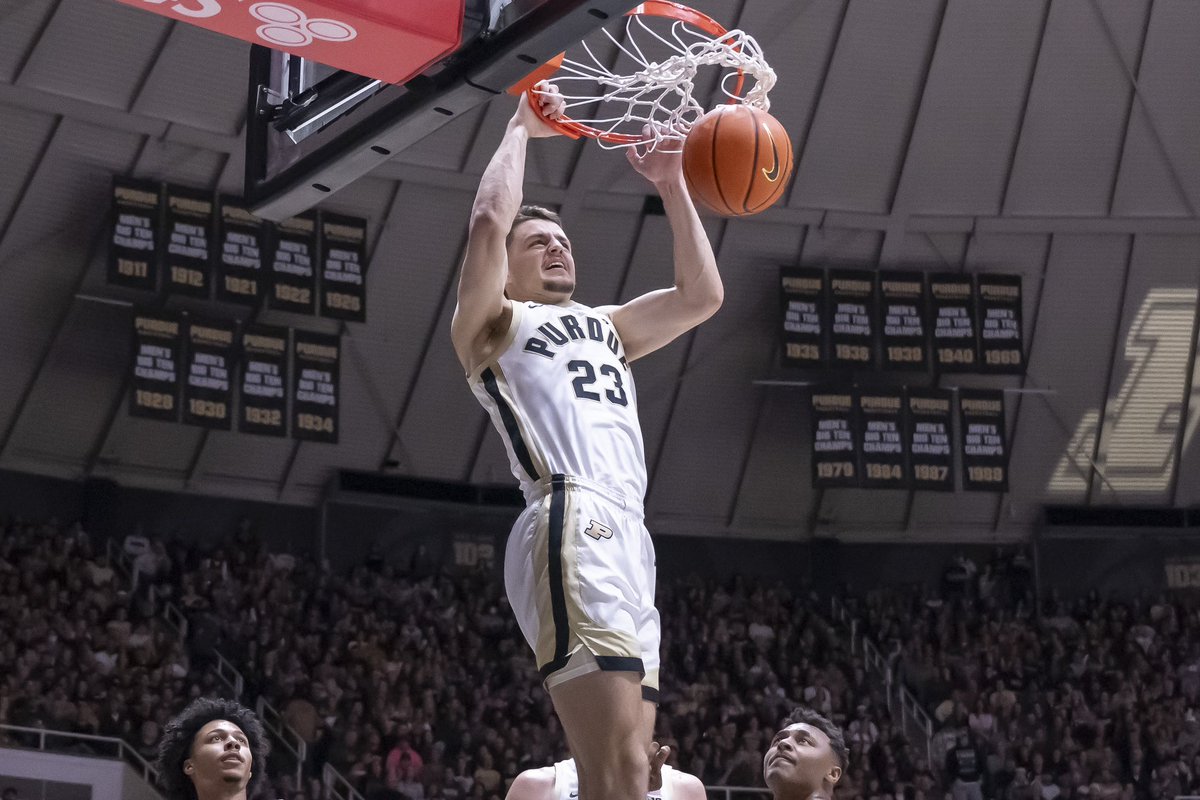 KrockPhoto's tweet photo. #4favs from 2nd half of Purdue MBB vs Eastern Kentucky #purdue @BoilerBall https://t.co/5n1EYcdrn5