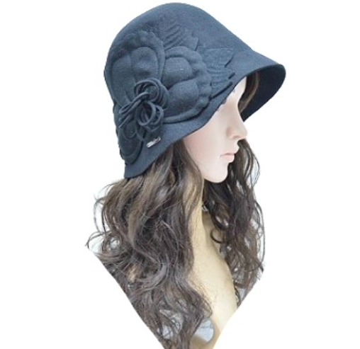 Women's Black GATSBY 20s Winter Wool Cap Beanie Cloche Bucket Floral Hat

#winterhat #winterfashion #womenshat #gatsbyhats #gatsbyfashion #womenshats #winteraccessories #hats #womensfashion 

coolbuckles.com/woga20swiwoc1.…