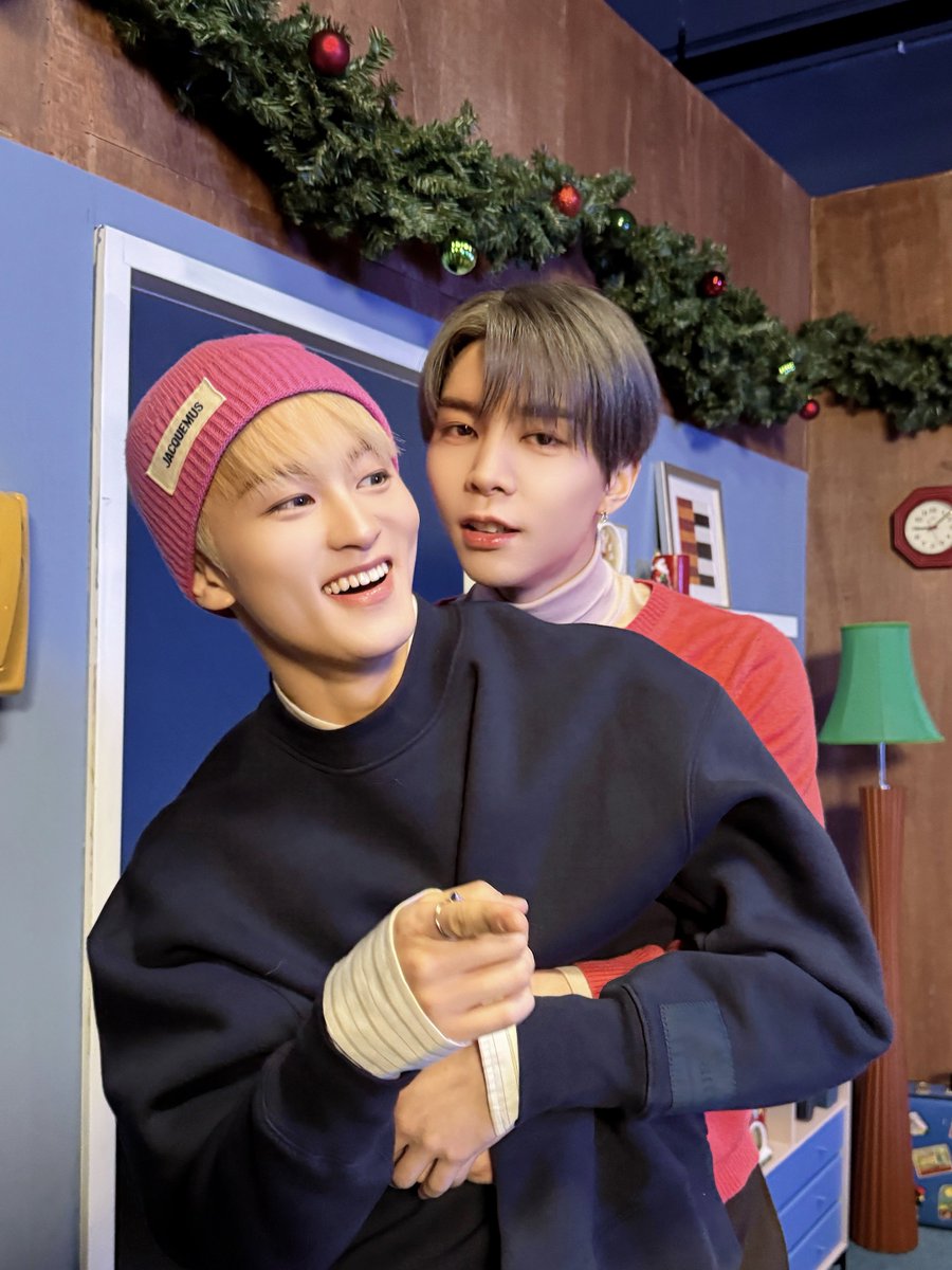 NCTsmtown_127's tweet image. 🚪💗🐱🐯💗🏡

#JOHNNY #MARK 
#NCT127 #BeThereForMe
#NCT127_BeThereForMe