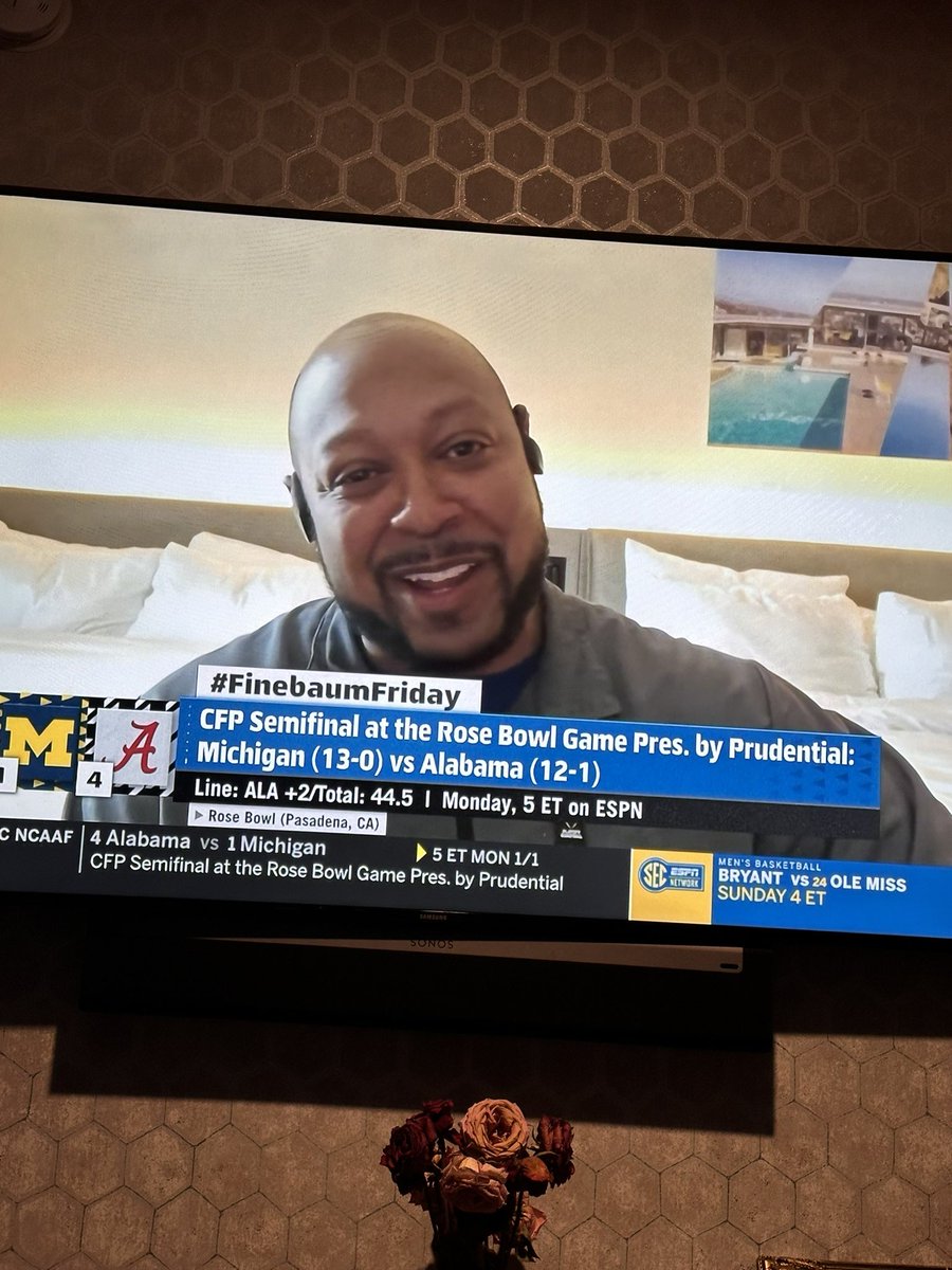 Walter Mosley tweet media