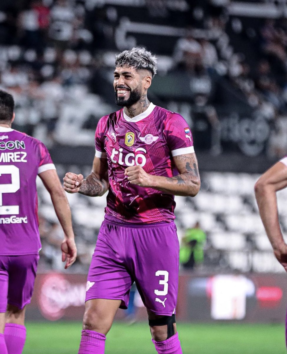 EspacoGlorioso's tweet photo. MERCADO DA BOLA - BFR 🔥

✅ Fechados: Jeffinho, Lucas Halter e Alexander Barboza
✍🏼 Próximo: Savarino
💼 Negociando: Cristian Medina e Gregore

Até agora, com os nomes que foram divulgados, gostei da movimentação do Botafogo. https://t.co/fRJ9aPOeCB