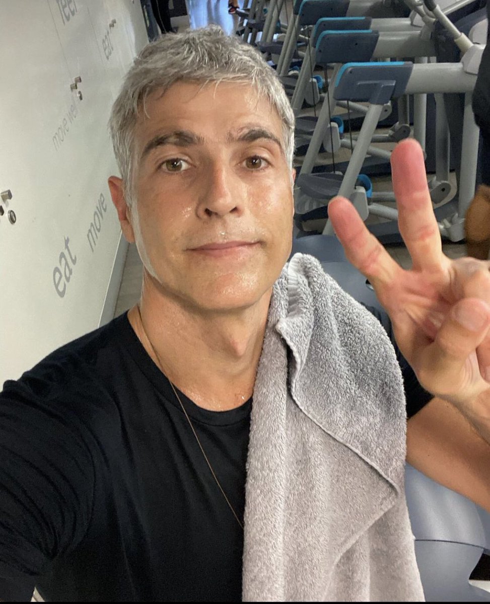 hilmersales1's tweet photo. O cara agiu de má fé para querer mídia em cima do @RGianecchiniJR e ta conseguindo , pq o povo não para de falar disso no Twitter, e pra quem n sabe isso é crime o cara ter vazado o video #Gianecchini https://t.co/2X65PEl1ZP