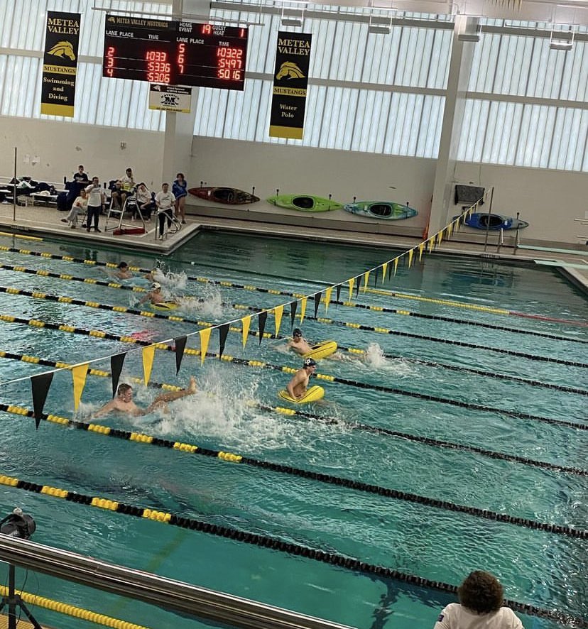 MVswim's tweet photo. The boys had a great time at the meet against Lake Park today highlighted by the inter-tube relay! Solid swims all around as we continue our training. https://t.co/Ntl5Ieb1X5