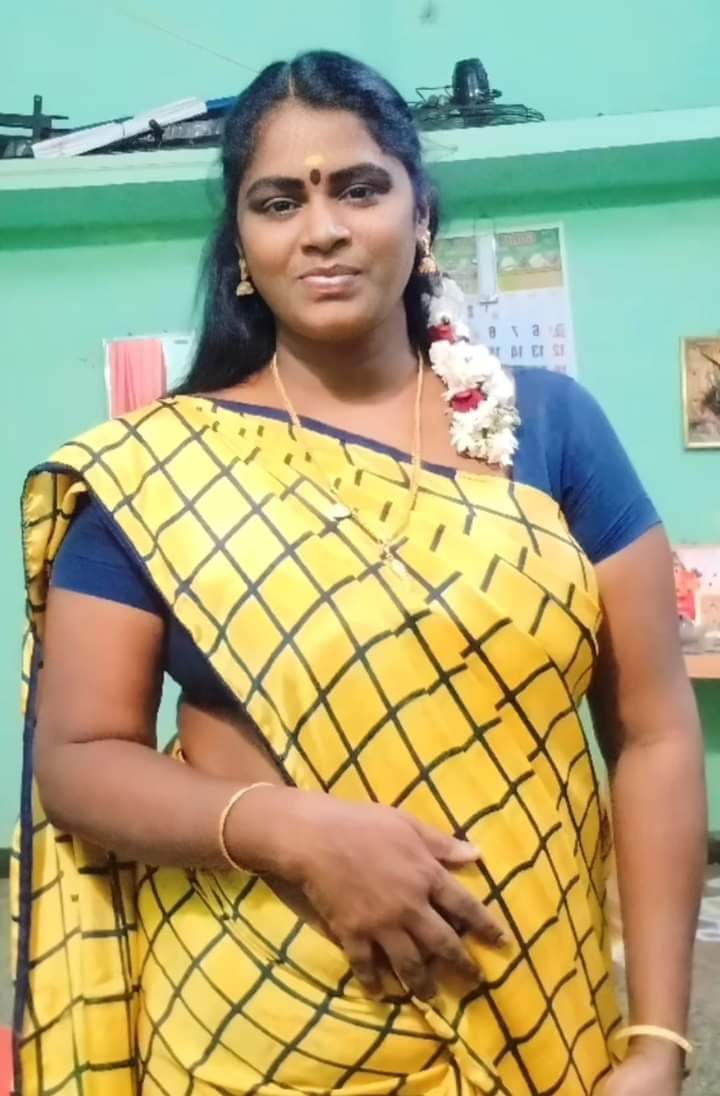 Malati69125050's tweet photo. ஹாய் பிரண்ட்ஸ் அனைவரும் என் இனிய காலை வணக்கங்கள் 🙏 https://t.co/lhe56goNzb