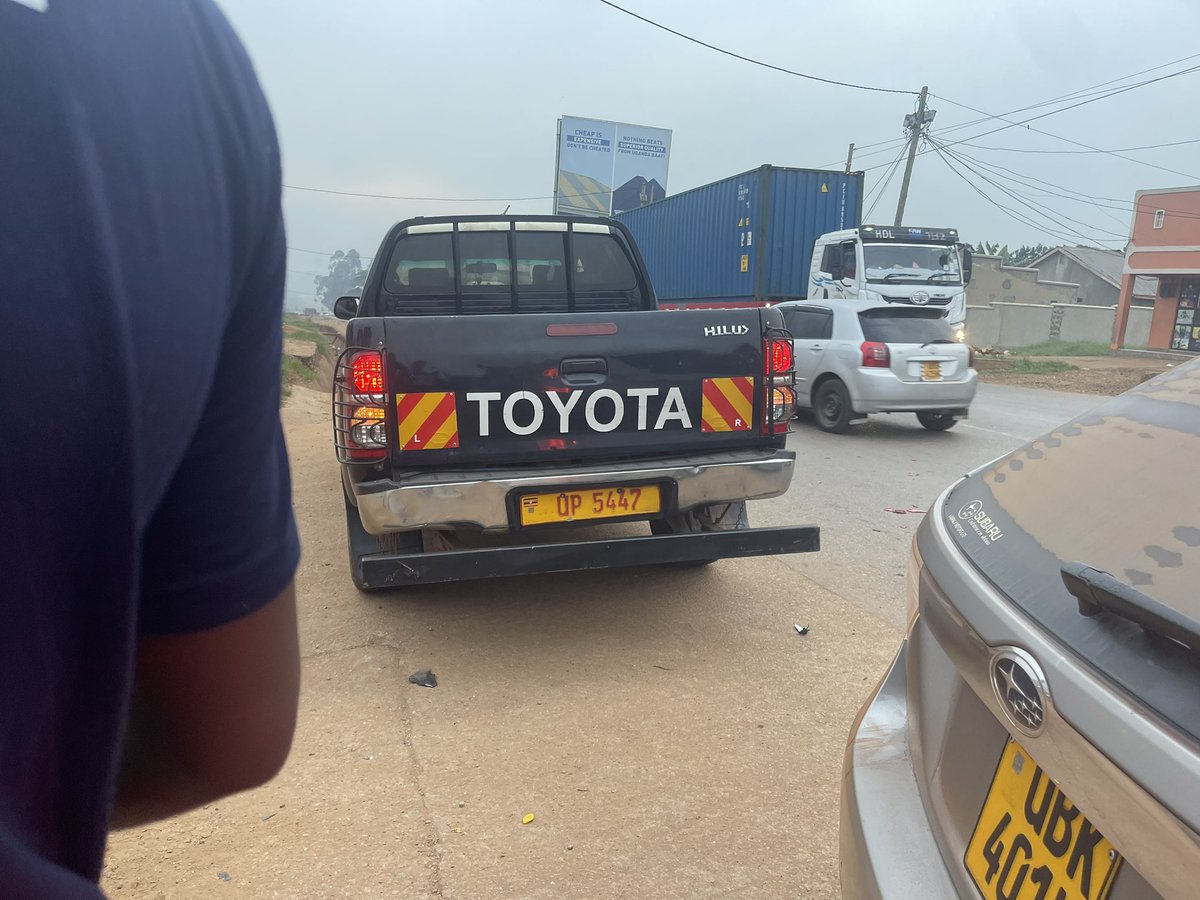 MusaSsemakulaK's tweet photo. Injustice prevails as the Police Commissioner's driver, responsible for a car accident, abuse the law. Despite an agreement to 50% compensation, they confiscate my car, remove number plate @IoV, detain me, and demand payment for damages for their car😭
@OkothOchola1 @AKasingye https://t.co/dk6sT2Mi2Q