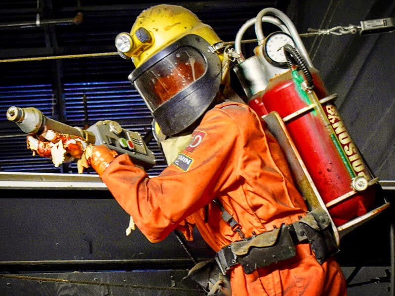 animatronicday's tweet photo. Today's animatronics of the day are The Exterminators from The Exterminator! Requested by anon. https://t.co/tqgi9dVpiN
