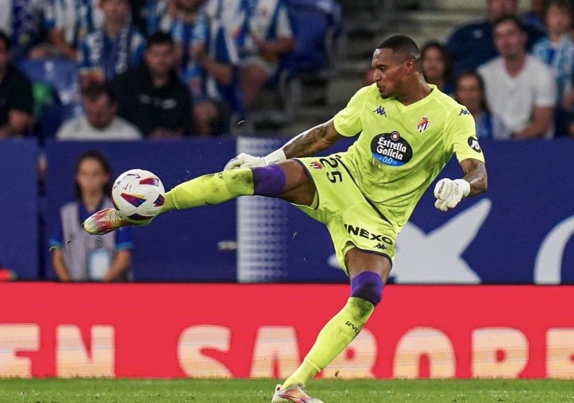 fdmcoficial's tweet photo. 🚨 Segundo o Thiago Franklin, a situação da negociação com o goleiro John está AVANÇADA e o otimismo no clube é grande em relação ao acerto.

📸 Divulgação https://t.co/Fgg58dKceg