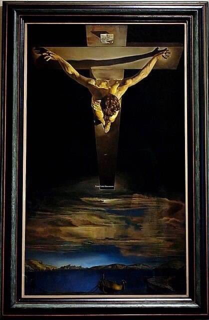 Salvador Dalí: El Cristo de San Juan de
La Cruz," óleo sobre lienzo, fechado en 1951
( 205x116cm. ) Museo Kevingrove,
un Glasgow, Reino Unido.