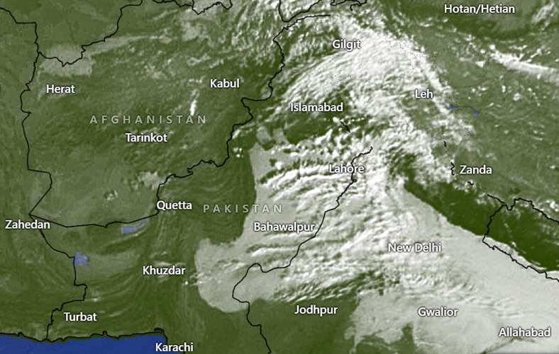 hanifmet's tweet photo. شدید ترین دھند ❄
دورانیہ/پھیلاو بڑھ گیا🌥
موٹرویز M2, M3, M4 (لاہور، فیصل آباد، ملتان) پر دن ایک بجے سے شام 5 بجے کے دوران سفر ممکن 🌥
ہنجاب کے میدانی علاقوں میں شدید ترین سردی🍂
اگلے دو روز پوٹھوہار و کے پی میں بھی شدید دھند❄
پلیز سفرمیں محتاط رہیں🍁 https://t.co/0UnrsHJkOX