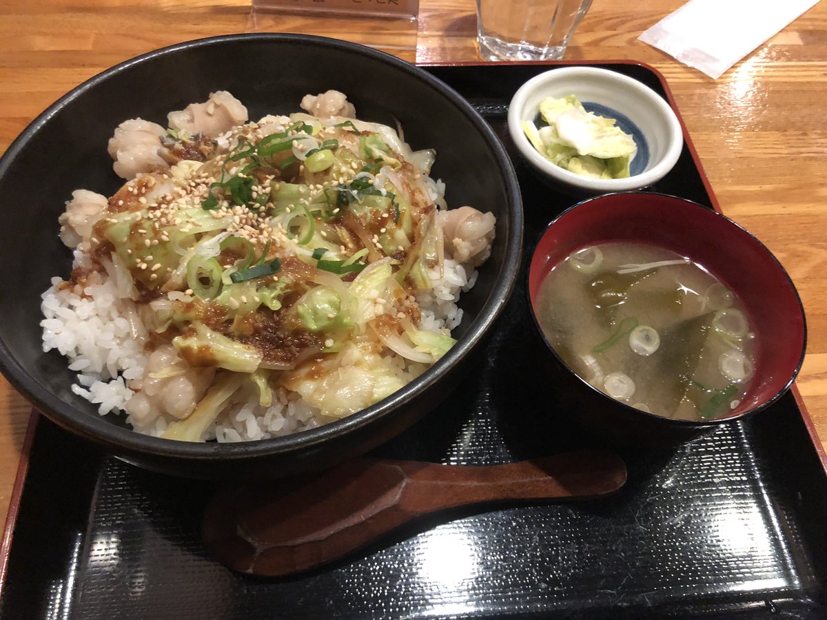 GH417's tweet photo. 今年最後のぐーぐー丼 https://t.co/ymPBaVCVTl