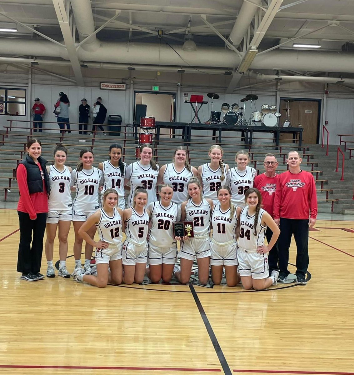 Bulldog Barstool (State Champs) tweet media