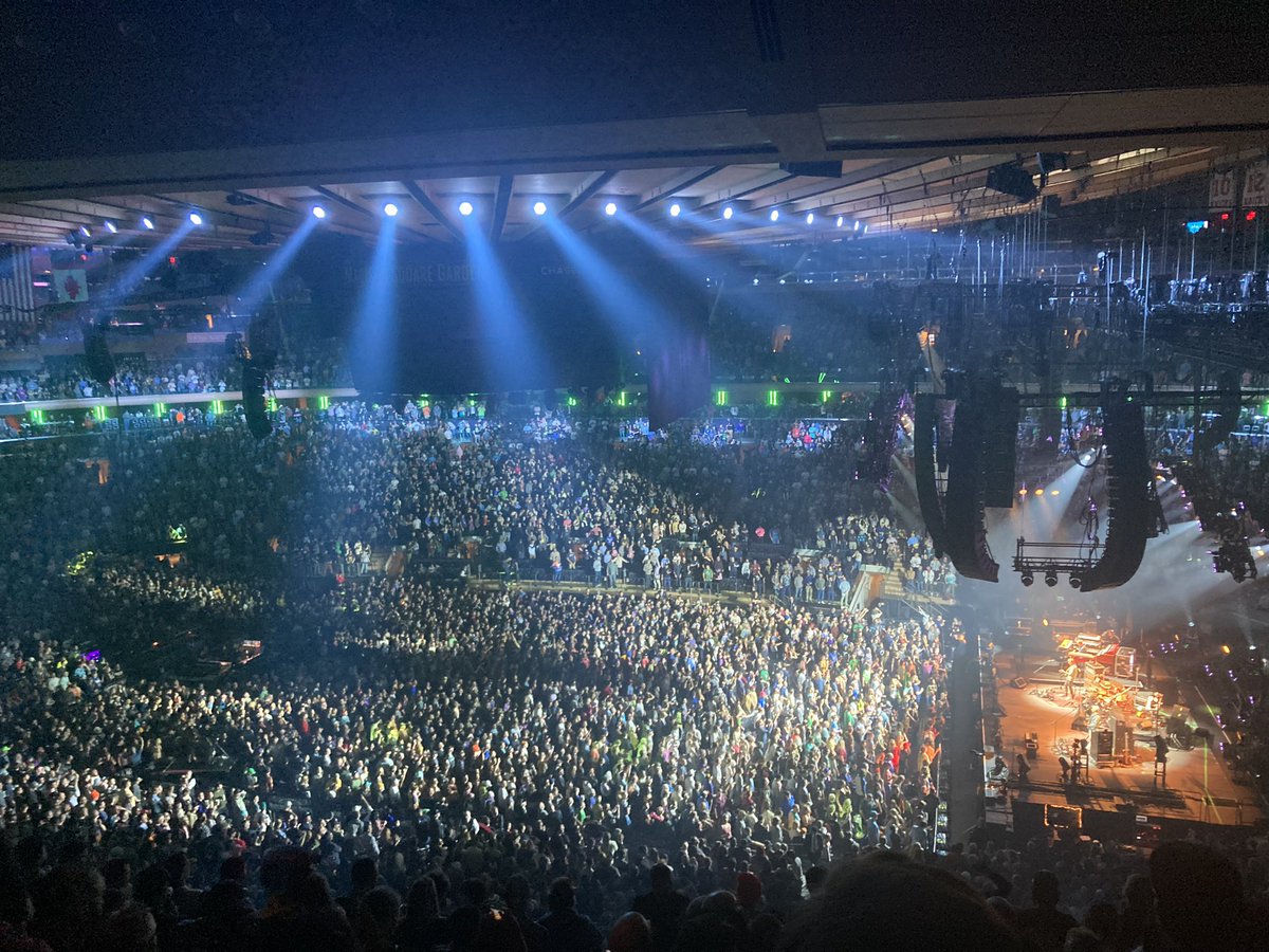 artfaix's tweet photo. Must have deleted six posts marking my tenth twiddle anniversary but this works best #NoEyeInFrends #HighLineBallroom #ripJamesCasey #Wylllys @_scottymetz_ #yemsg https://t.co/vaJB1WWAF3