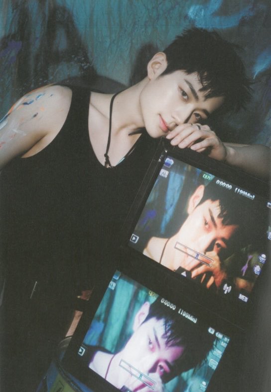 { #YONGSEUNG #용승 #베리베리 #VRVR <a href="/the_verivery/">VERIVERY_OFFICIAL</a> <a href="/by_verivery/">VERIVERY</a> }