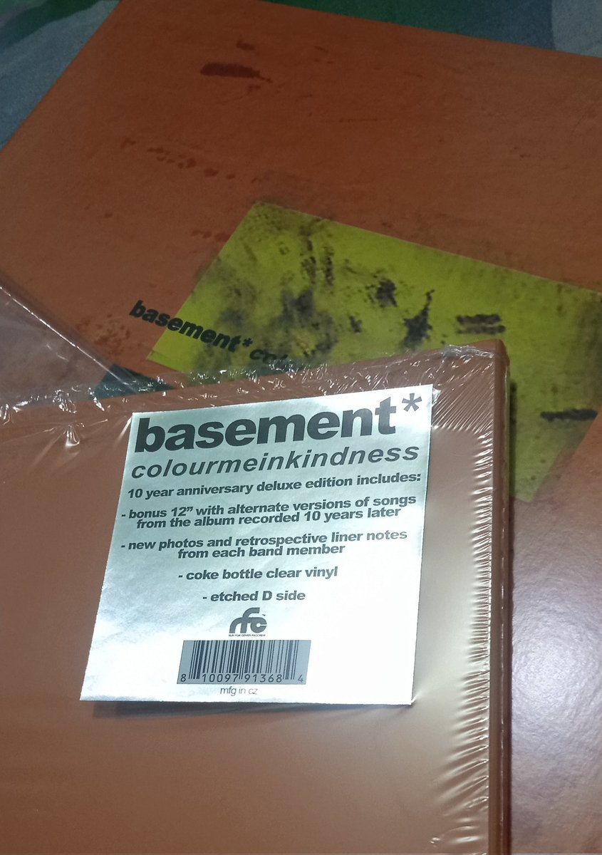 GraphicWhorez's tweet image. Suwun Gusti, bisa punya iniiiiiiiiii😭😭 #cess #benn #bahagyaa