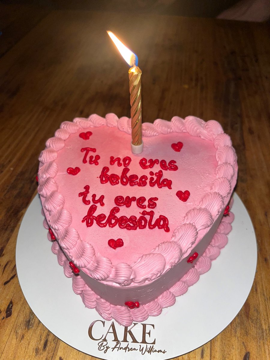 silvitanke's tweet photo. Veintimuchos y más feliz que nunca. ♥️ GRACIAS. https://t.co/zHtsFaqZu6