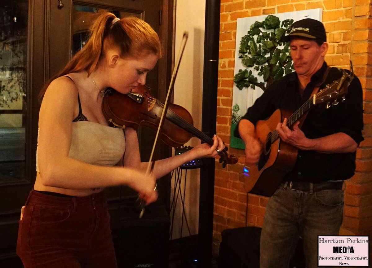 irish_millie's tweet photo. Thanks to everyone who came to see our last show of 2023 at @PublicanHouse in downtown Ptbo! Murray &amp; I ❤️ playing our tunes for you &amp; we can’t wait to see what 2024 brings ❤️🎻 #localmusic #livemusic #celticmusic #folkmusic #fiddletunes #fiddlemusic #peterboroughmusicians https://t.co/oxQ3AGWQE0