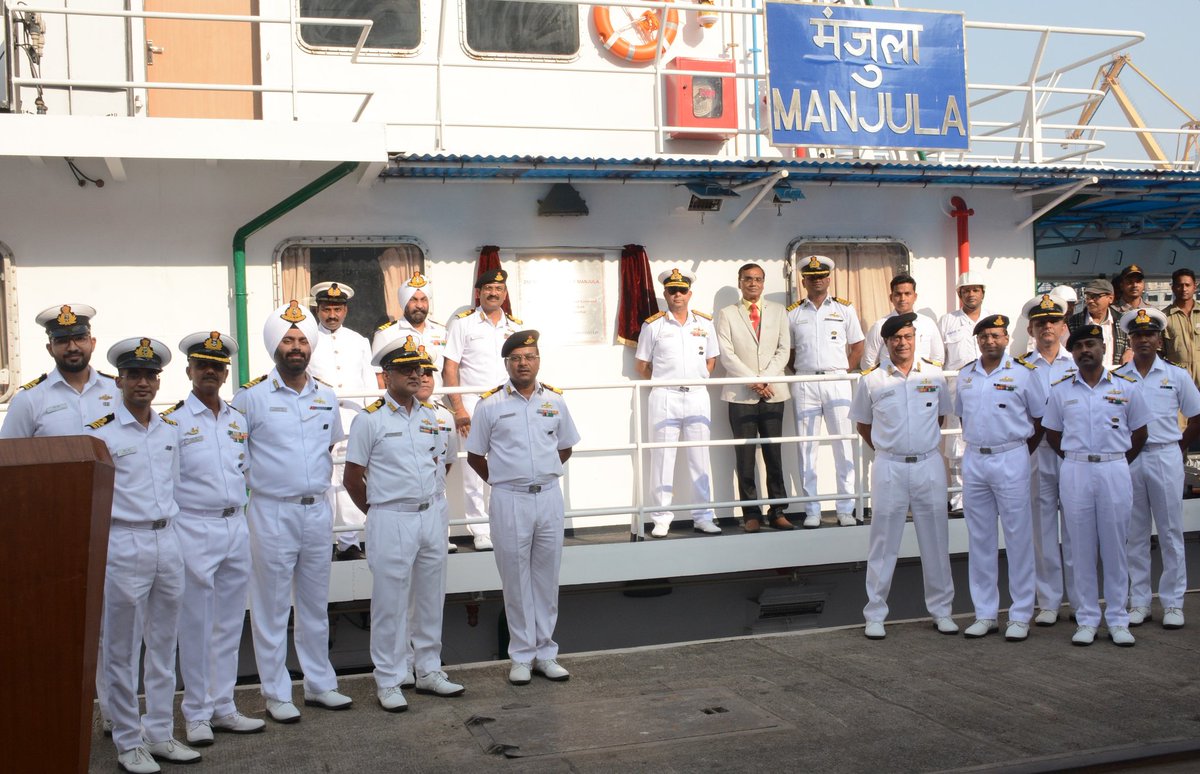 indiannavy's tweet photo. 'Manjula’, last of the 07 x 250 Men Ferry Craft project, delivered to #IndianNavy on #29Dec at Naval Dockyard, Mumbai in presence of RAdm Deepak Kumar Goswami, ASD (Mbi). Built by M/s Shalimar Works Ltd, Kolkata in consonance with #AatmaNirbharBharat initiatives of GoI.
@IN_WNC https://t.co/HrraAEVtUp