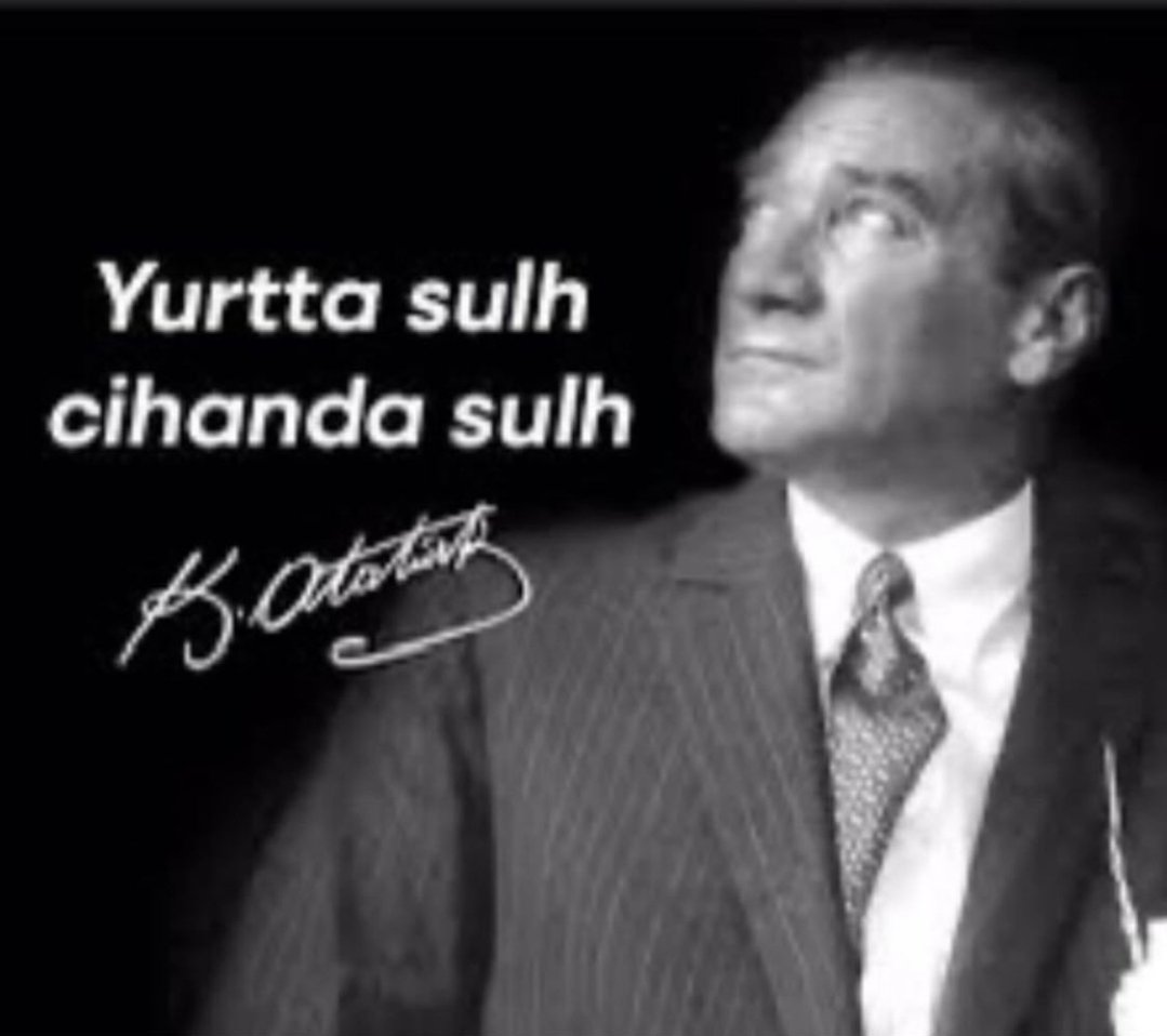 Bize dün bu gururu yaşatan <a href="/GalatasaraySK/">Galatasaray SK</a> ve <a href="/Fenerbahce/">Fenerbahçe SK</a> ye sonsuz teşekkürlerimle.. 
Türk olmak zordur dünyayla savaşırsın ama Türk olmamak daha zordur, Türkle savaşırsın...