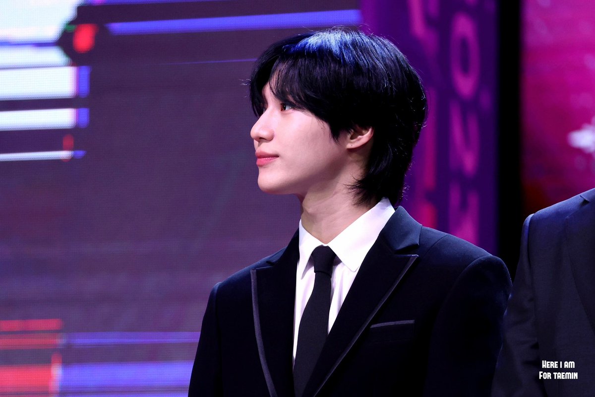 Here-iam tweet media