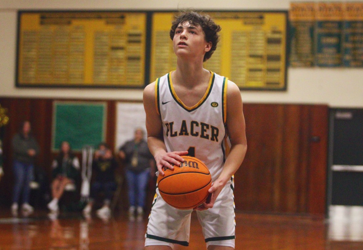 Jordan Georgeson (@j_georgeson26) on Twitter photo Final: Placer 53, Foothill 49
The freshman Rector sinks both AGAIN and puts this one on ice! Placer vs Del Oro tomorrow night for the Kendall Arnett final for the third year in a row. <a href="/PlacerAthletics/">Placer Hillmen</a> <a href="/kannon_rector/">Kannon Rector</a> <a href="/SacBee_JoeD/">Joe Davidson</a> Final: Placer 53, Foothill 49
The freshman Rector sinks both AGAIN and puts this one on ice! Placer vs Del Oro tomorrow night for the Kendall Arnett final for the third year in a row. <a href="/PlacerAthletics/">Placer Hillmen</a> <a href="/kannon_rector/">Kannon Rector</a> <a href="/SacBee_JoeD/">Joe Davidson</a>
