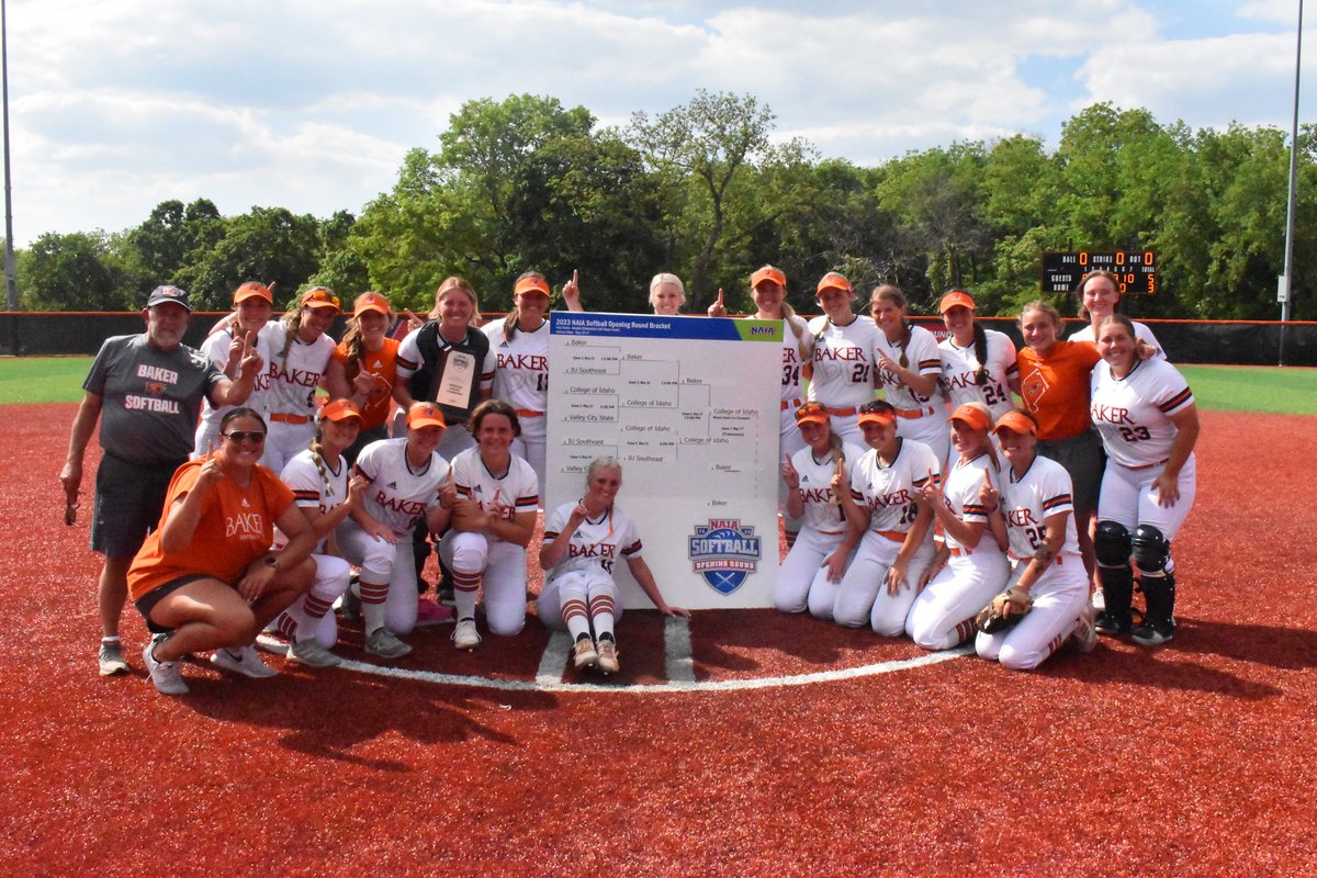 BakerAthletics's tweet image. On day 6 of our 12 Days of Christmas, we recognize the 2022-23 softball team who earned the following accolades!

- Heart Regular Season Champions
- NAIA Opening Round Champions
- NAIA World Series Appearance
- NFCA Region V Coaching Staff of the Year