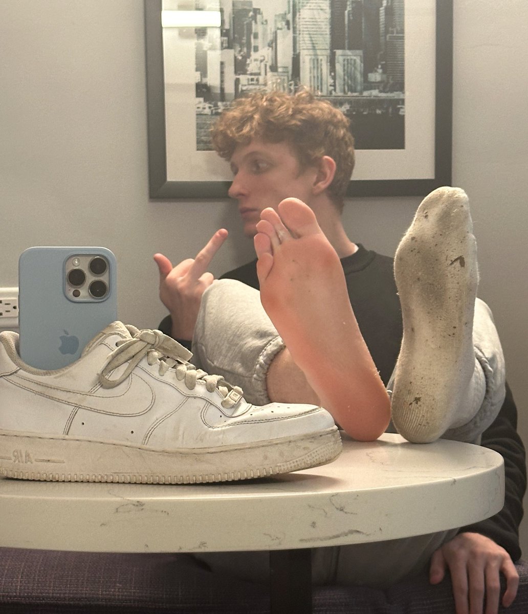 White Air Force, white sock, white sole. Which are you paying to lick clean first? 🧎‍♂️🦶🏻🥵