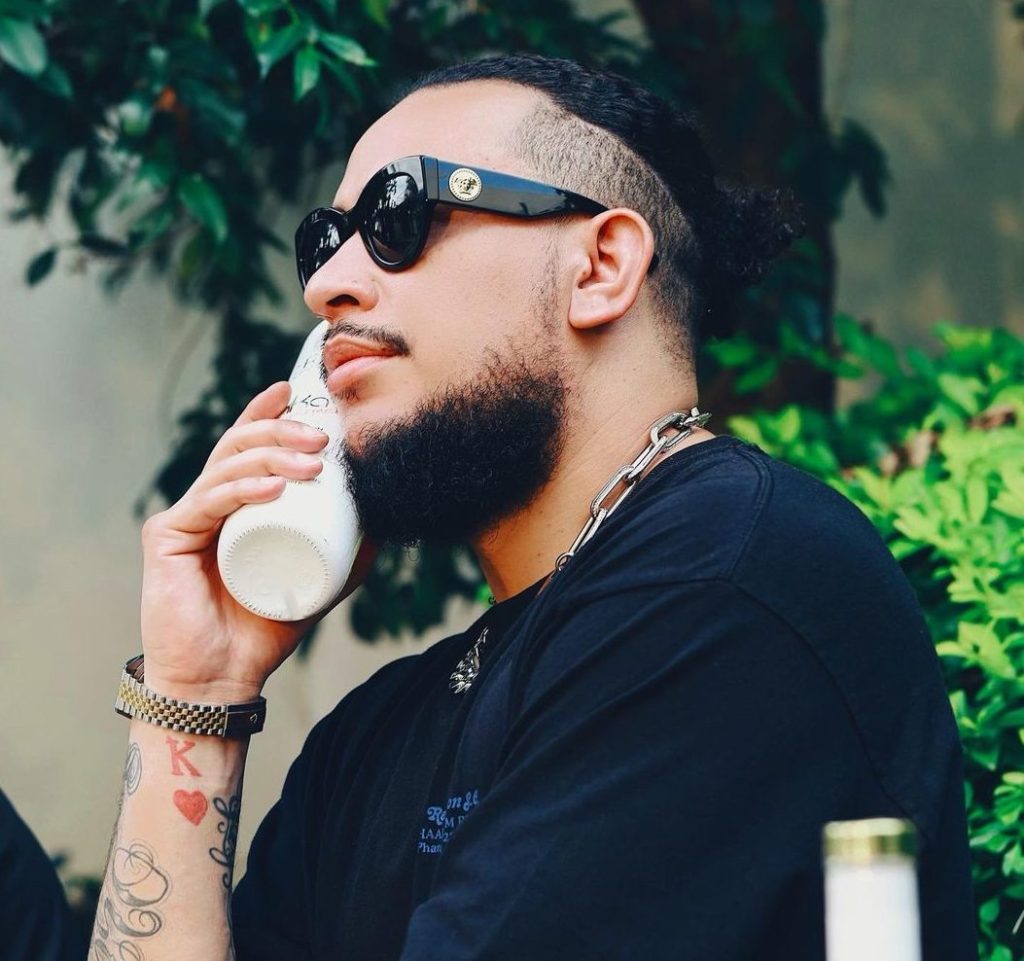Shadaya_Knight's tweet photo. As we say goodbye to 2023, let us never forget it's also the year we lost the greatest rapper to ever come out of Africa, the one and only GOAT - AKA

Gone but not forgotten 
Long Live Supa Mega https://t.co/CfrNyRVFqb