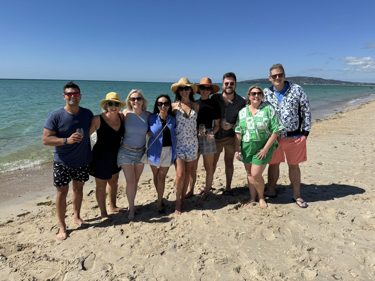 Ed Hooper tweet media